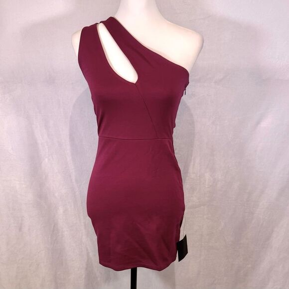 Lulus Magenta One-Shoulder Cutout Bodycon Mini Dress size small NWT - Picture 5 of 10